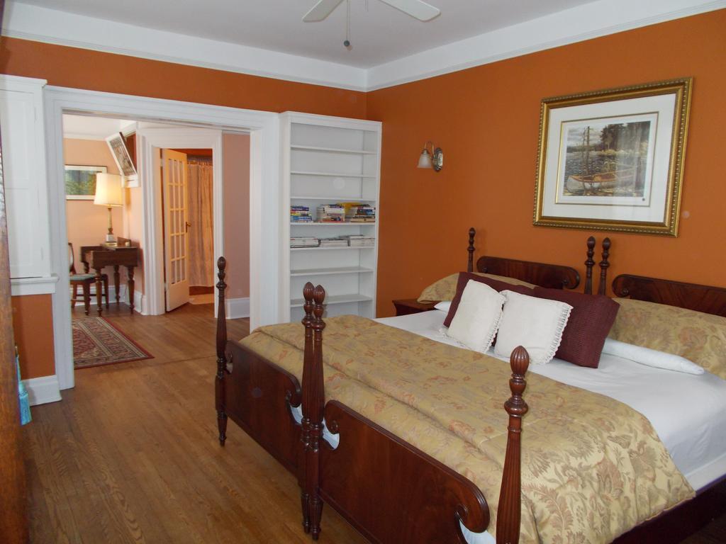Springbank House Inn Sainte-Catherine Eksteriør billede
